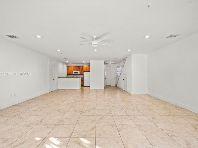 Home for rent at 1730 Thomas St 3 - photo 7474264