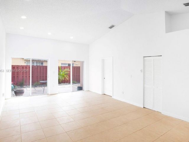 3-bedroom home for rent in Miami - 16222 SW 102nd Ter 0 - MondialRealty