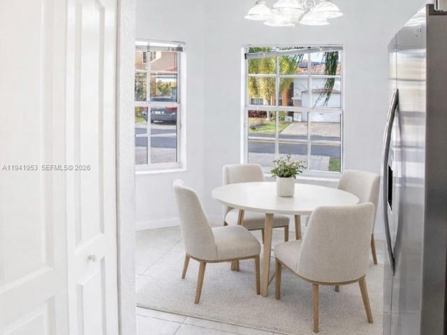 3-bedroom home for rent in Miami - 16222 SW 102nd Ter 0 - MondialRealty