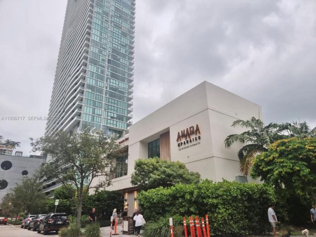 Apartment for sale  Unit #3601 - photo 7025306