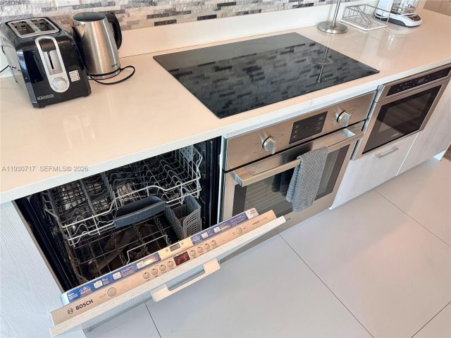 Apartment for sale  Unit #3601 - photo 7025320