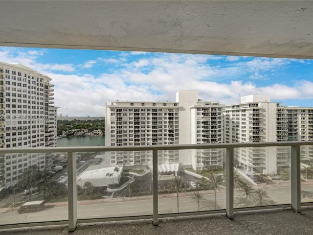 Apartment for sale  Unit #1415 - photo 7110650