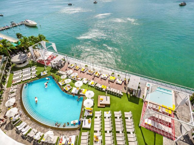 1-bedroom condo for sale in Miami Beach - 1100 West Ave 509 - MondialRealty