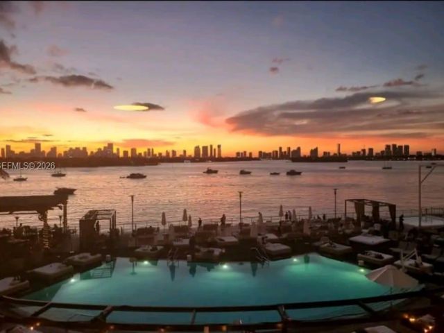 1-bedroom condo for sale in Miami Beach - 1100 West Ave 509 - MondialRealty