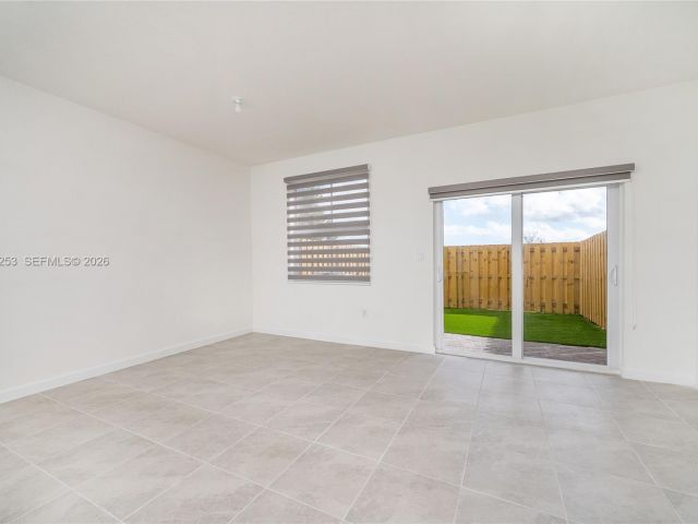 3-bedroom home for rent in Homestead - 2747 SE 26th Rd 2747 - MondialRealty