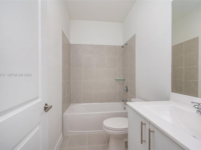 3-bedroom home for rent in Homestead - 2747 SE 26th Rd 2747 - MondialRealty