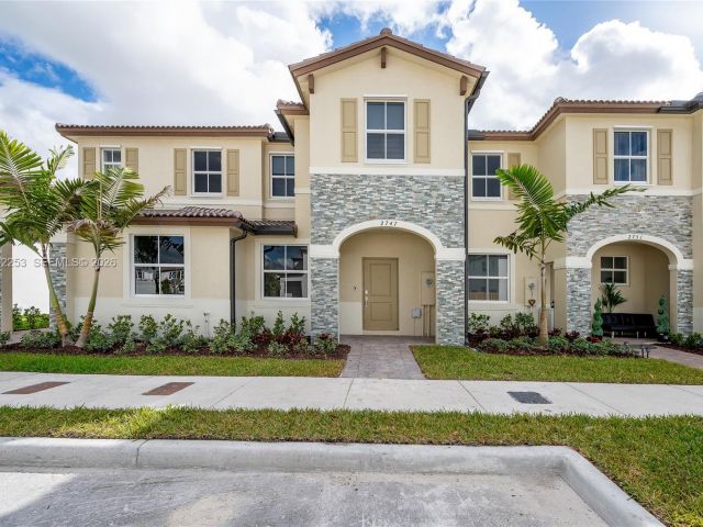 3-bedroom home for rent in Homestead - 2747 SE 26th Rd 2747 - MondialRealty