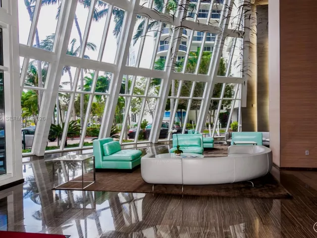 2-bedroom condo for rent in Hallandale Beach - 1830 S OCEAN DR 2110 - MondialRealty