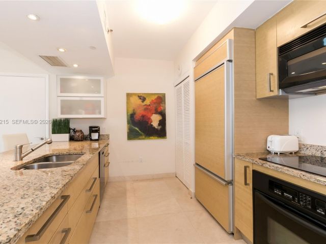 Apartment for rent  Unit #2110 - photo 7025744