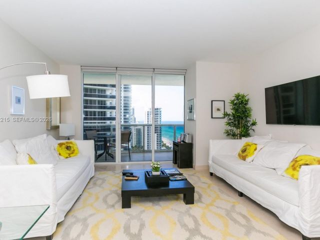 Apartment for rent  Unit #2110 - photo 7025752