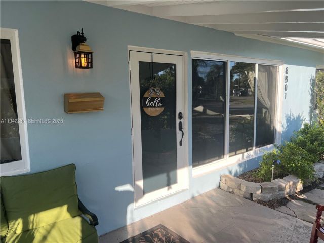 3-bedroom home for rent in Miami - 8801 SW 42nd St - MondialRealty