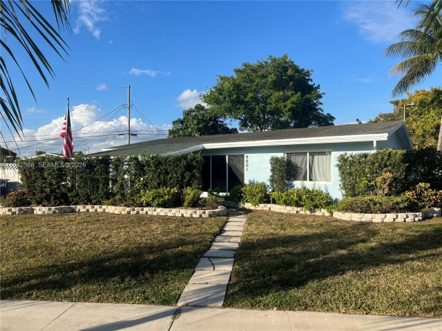 3-bedroom home for rent in Miami - 8801 SW 42nd St - MondialRealty