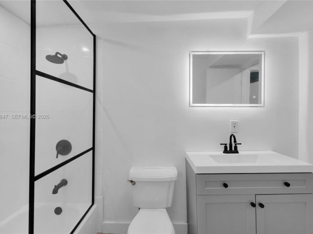 Home for sale at 649 NW 24th Ave - photo 7023015