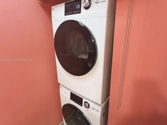 2-bedroom home for sale in Coral Gables - 231 Majorca Ave C - MondialRealty