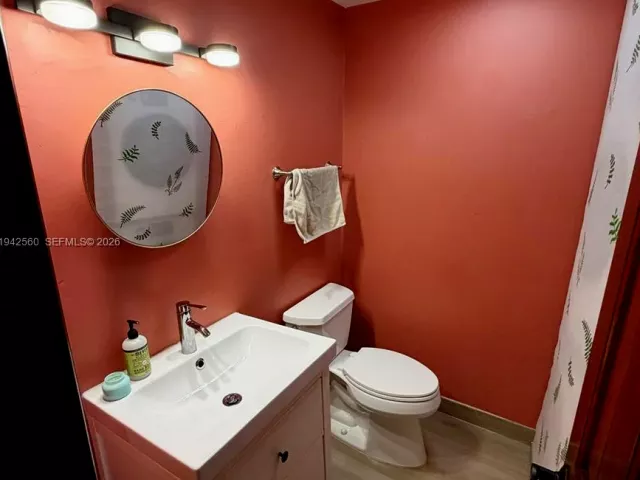 2-bedroom home for sale in Coral Gables - 231 Majorca Ave C - MondialRealty