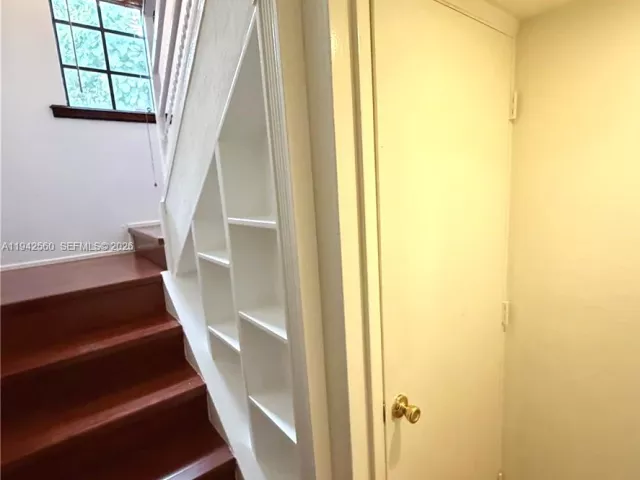 2-bedroom home for sale in Coral Gables - 231 Majorca Ave C - MondialRealty