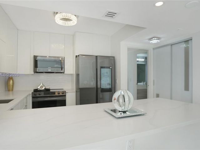 Apartment for sale  Unit #1206 - photo 7025663