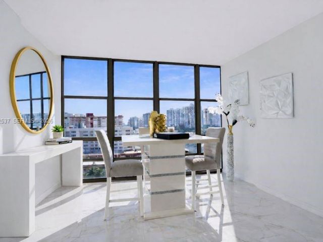 Apartment for sale  Unit #1206 - photo 7025673