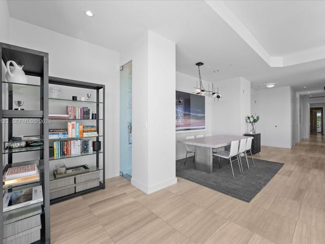 Apartment for sale  Unit #315 - photo 7128840