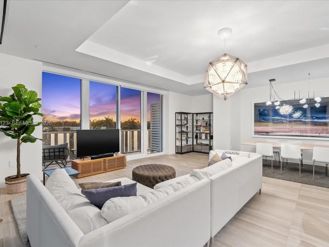 Apartment for sale  Unit #315 - photo 7128851