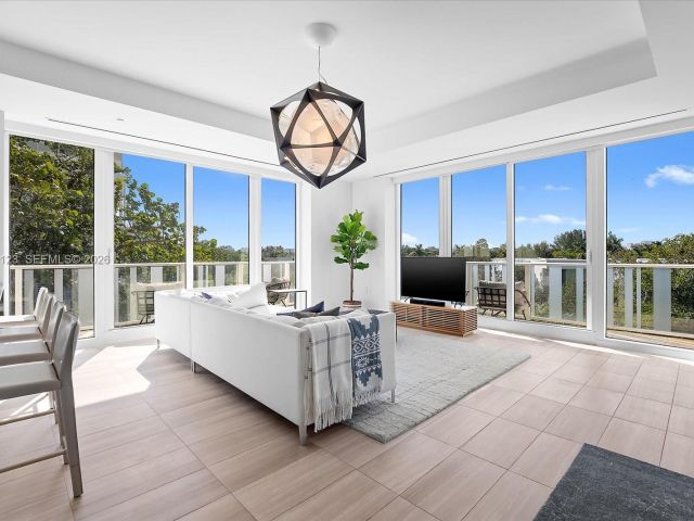 Apartment for sale  Unit #315 - photo 7128856