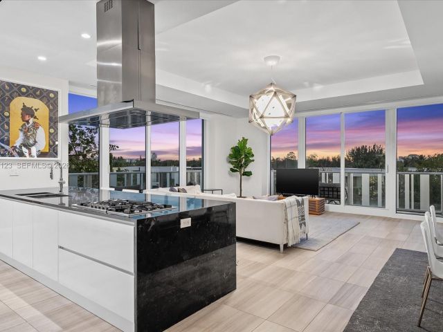 Apartment for sale  Unit #315 - photo 7128857