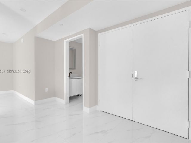 Apartment for sale  Unit #4501 - photo 7066432