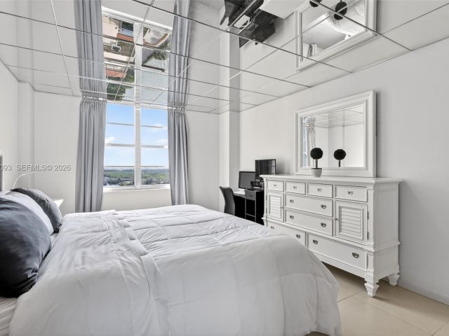 Apartment for sale  Unit #1905 - photo 7429953