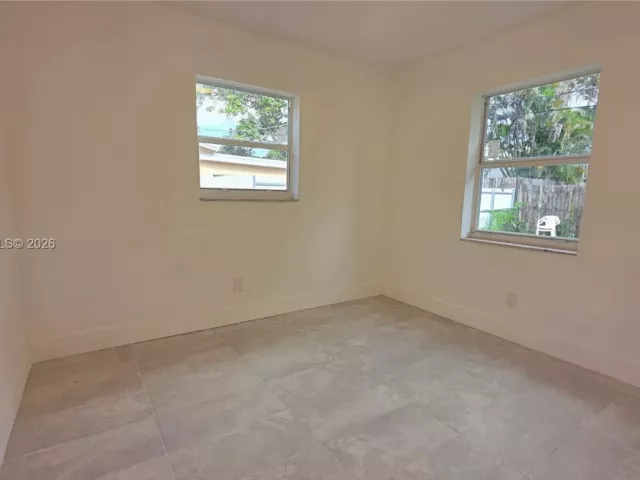 4-bedroom home for rent in Pompano Beach - 1700 N Cypress Rd - MondialRealty