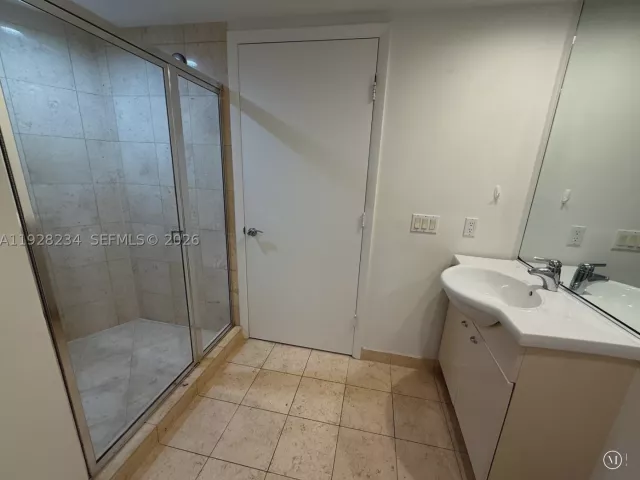 2-bedroom condo for sale in Hallandale Beach - 1830 S Ocean Dr 3006 - MondialRealty