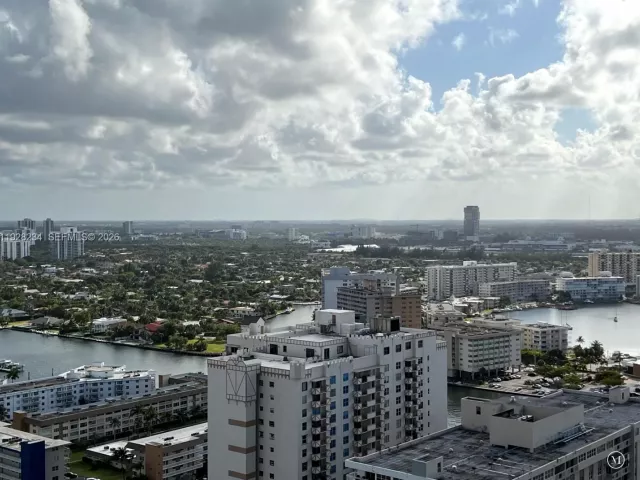 2-bedroom condo for sale in Hallandale Beach - 1830 S Ocean Dr 3006 - MondialRealty