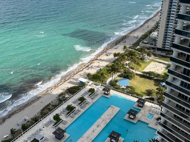 Apartment for sale  Unit #3006 - photo 7037616