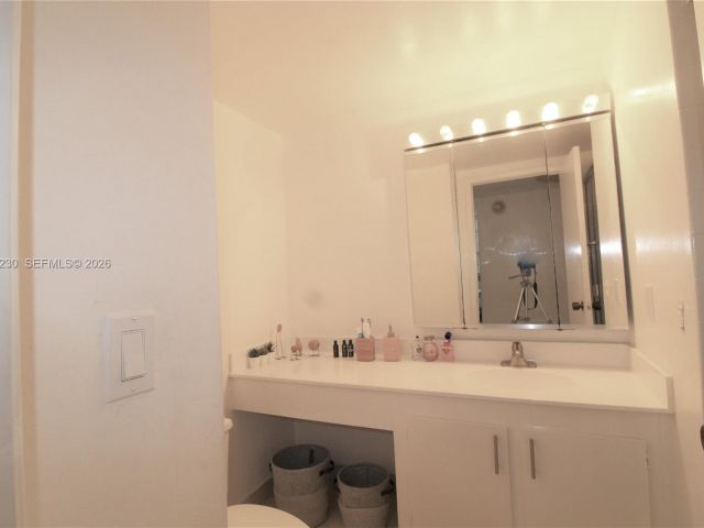 2-bedroom condo for sale in Hallandale Beach - 2500 Parkview Dr 315 - MondialRealty