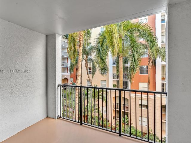 Apartment for sale  Unit #1418 - photo 7049396