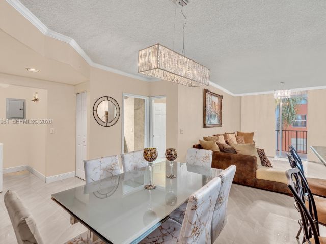 Apartment for sale  Unit #1418 - photo 7049402