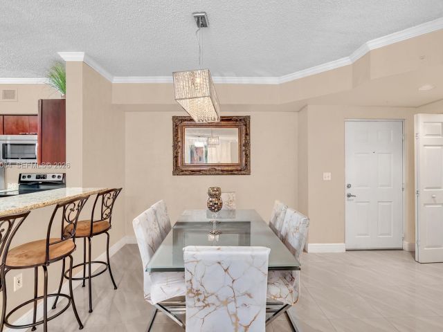 Apartment for sale  Unit #1418 - photo 7049403