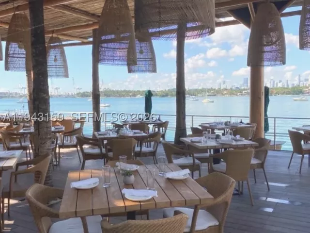 1-bedroom condo for rent in Miami Beach - 1100 West Ave 721 - MondialRealty