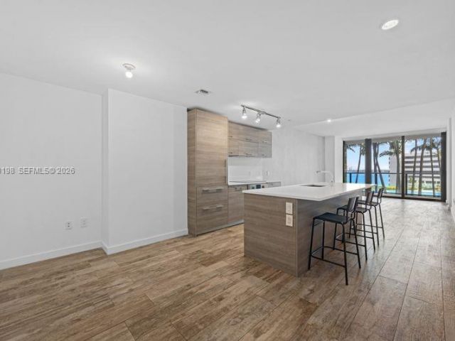 Apartment for sale  Unit #602 - photo 7126967