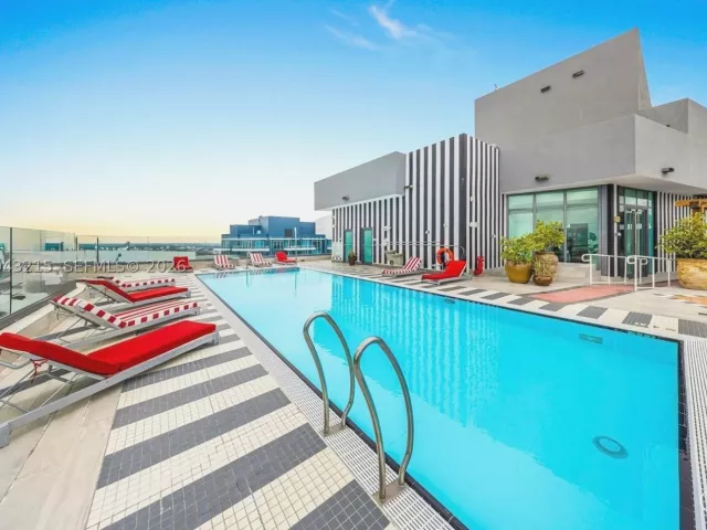 1-bedroom condo for sale in Miami - 1300 S Miami Ave 2104 - MondialRealty