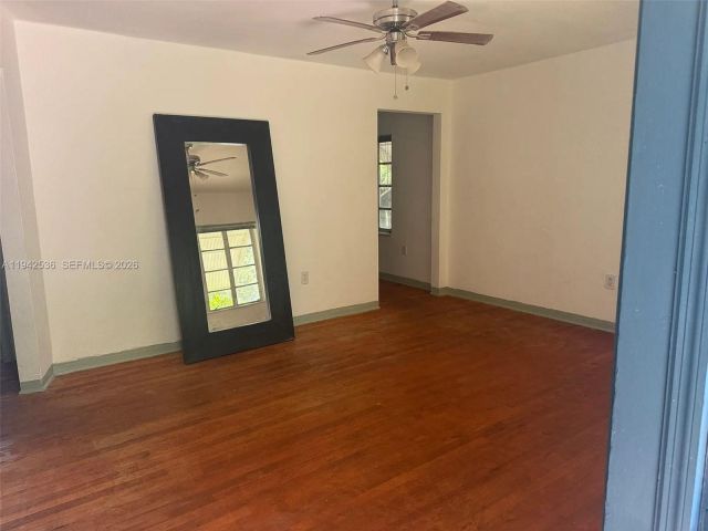 Home for sale at 12110 NE 11th Pl - photo 7475755