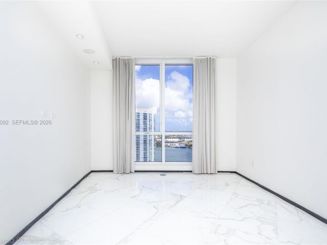 Apartment for sale  Unit #3407 - photo 7131748