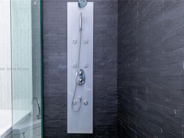 Apartment for sale  Unit #3407 - photo 7131749