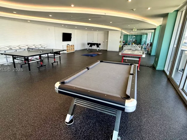 3-bedroom condo for sale in Miami - 488 NE 18th St 700 - MondialRealty