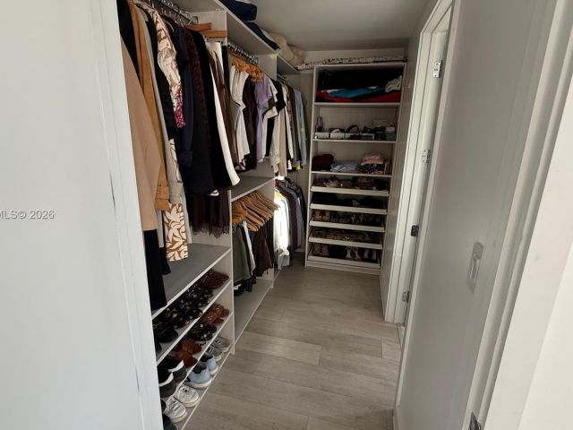 Apartment for sale  Unit #700 - photo 7075008