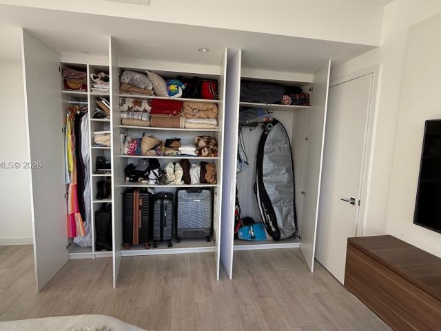 Apartment for sale  Unit #700 - photo 7075011