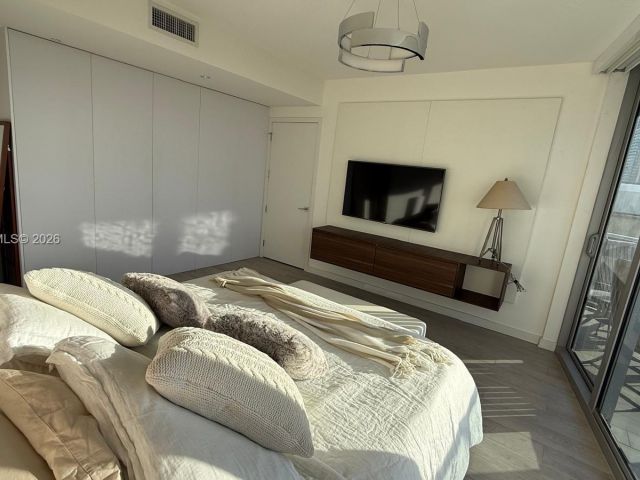 Apartment for sale  Unit #700 - photo 7075015