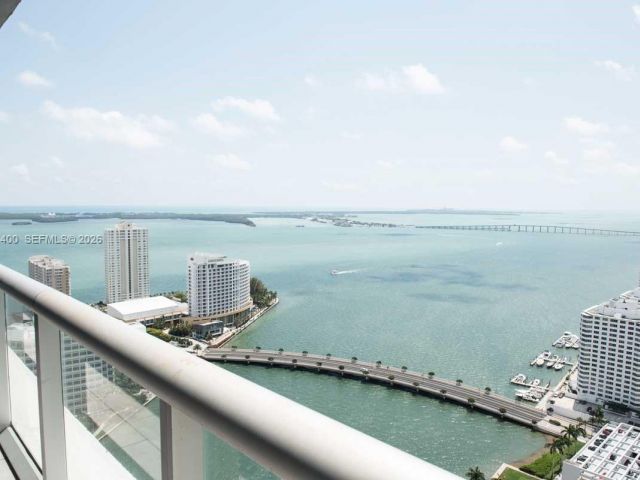 Apartment for sale  Unit #3805 - photo 7090623