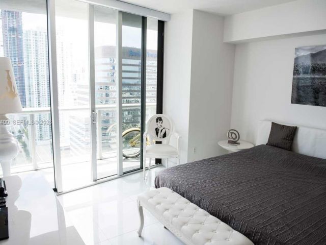 Apartment for sale  Unit #3805 - photo 7090627