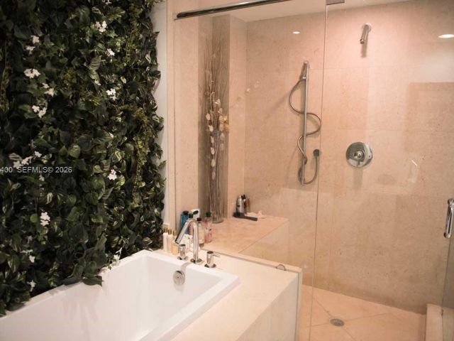 Apartment for sale  Unit #3805 - photo 7090628