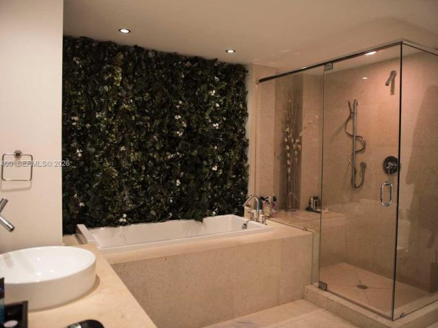 Apartment for sale  Unit #3805 - photo 7090629